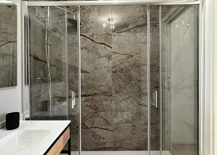 Romexperience Trastevere 4*