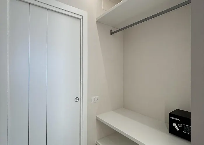 Romexperience Trastevere 4*