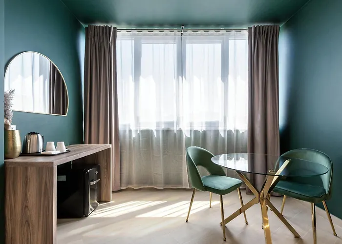 Romexperience Trastevere 4*